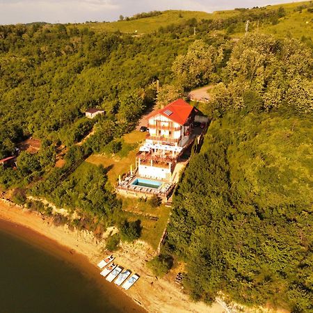 Pensiunea Belvedere Cincis Exteriér fotografie
