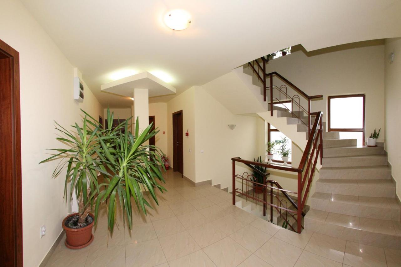 Pensiunea Belvedere Cincis Exteriér fotografie
